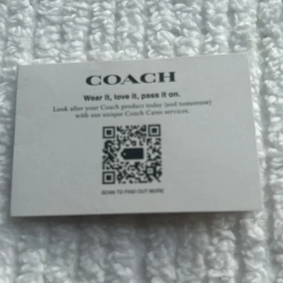 Coach floral wristlet. NWT, HOST PICK! - Picture 6 of 12